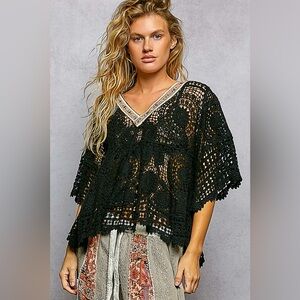 POL V-Neck Crochet Top with Scalloped Hem